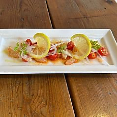 スパイス効いた エビとトマトの"RED"マリネ