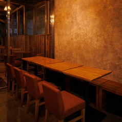 《中人数様向けBOX席》【4名様から6名様】広々としたテーブル席でお食事をお楽しみください。※写真イメージは横浜店となります。