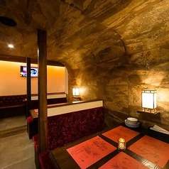 雰囲気満点のライトアップで、大切な方とのお食事にも◎