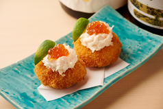 お上品なカニいくらクリームコロッケ