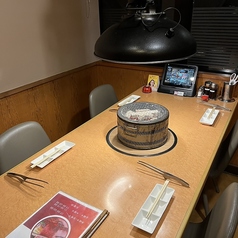 半個室のお席ございます◎般越なので周りを気にせず楽しめる！窓際のお席も有り♪