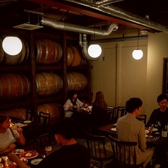 commone wine&eats コモン ワインアンドイーツの雰囲気1