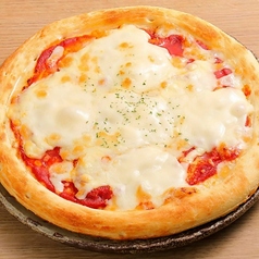 北海道ラクレットチーズのピザ