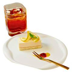 レモン香るレアチーズケーキ