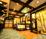 合掌造りのお城のようなお店です。