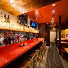 三条駅から徒歩5分とアクセス抜群！待ち合わせにも便利。