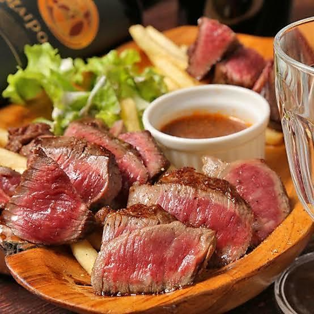 【新宿×居酒屋　食べ飲み放題あり】お洒落個室も♪シュラスコなど食べ放題★コスパ◎コース2500円～