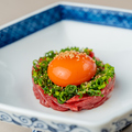 料理メニュー写真&nbsp;炙りユッケ(かめのこ)