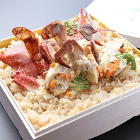 割烹松屋、名物の「かに飯・鶴」14,040円（税込）