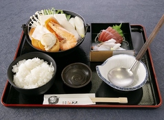 《厳選！鶏ソップ》海鮮ちゃんこ鍋定食 