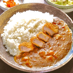 【当店のオススメランチ】黒豚ヒレかつカレー！