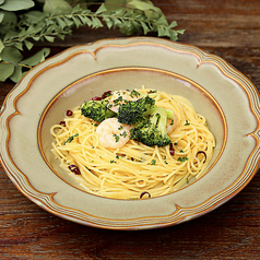 エビとブロッコリーのペペロンチーノ(SS)