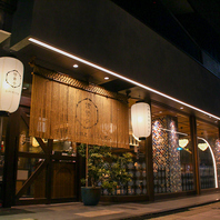 和モダン空間でお出迎え！