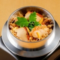 料理メニュー写真&nbsp;土鍋めし(あさり)/土鍋めし(鯛)