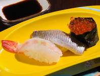 旬の食材をご提供。日本酒も是非ご賞味ください。