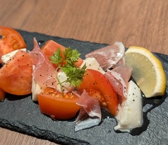 フレッシュトマトカプレーゼ