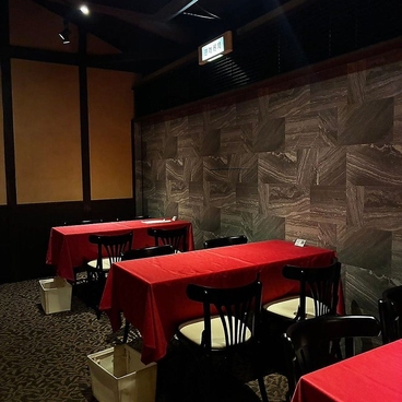 Le Feu Barbare ル フ バルバール 広島 袋町本店の雰囲気1