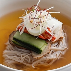 特製冷麺（そば粉入り）