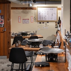 しじみ炊き肉 くにき阪急梅田店の雰囲気2