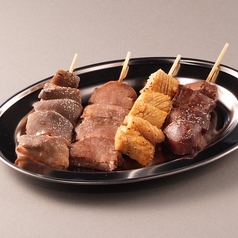 迷ったらこれ！人気串4本盛り