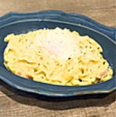 温玉のせカルボナーラ