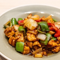 彩も華やかな四川料理