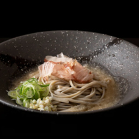 風味豊かなここにしかない越前十割蕎麦