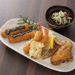 人気の名古屋めしセットは名古屋名物を少しづつ一通り楽しめます。　