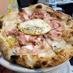 素材にこだわり日々研究・改良を重ね続けるこだわりの本格ナポリピッツァをぜひ一度ご賞味ください！