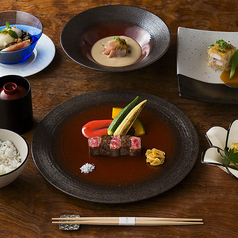 ヒルトン広島 日本料理 泉水 のコース写真