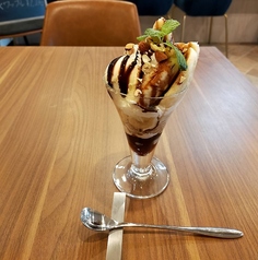 バナナパフェ