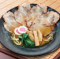 麺類やご飯ものも充実!お子様セットもございます