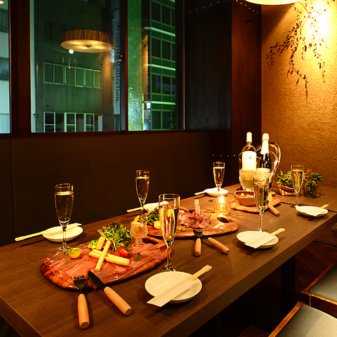 飛騨牛　牛タン　ローストビーフ　欧風個室の肉タリアン