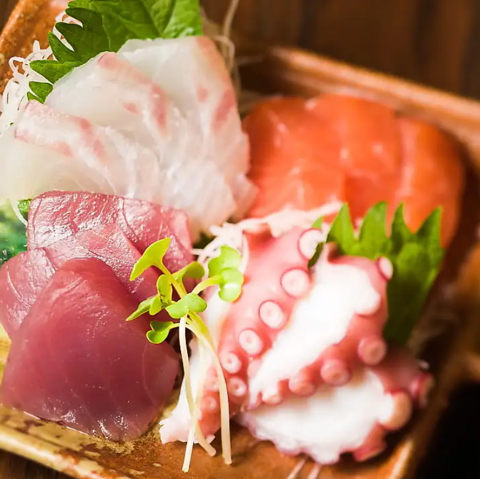 市場直送の鮮魚も、丁寧な鶏料理も手作りにこだわっている逸品を多数ご用意◎