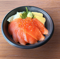 サーモン親子丼