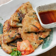 海鮮料理に引けを取らない当店名物「鉄板焼」