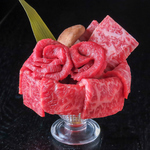 記念日や誕生日のお祝い・サプライズにぴったり◎当店ならではの肉パフェで特別なひとときを演出♪