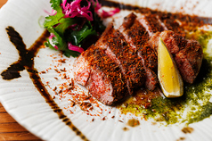 ラム肉のスパイス炭火焼き sauceサルサベルデ
