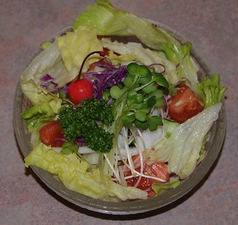 野菜サラダ、海藻サラダ