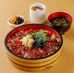 【鰹】かつお丼(カツ150g)(伊勢志摩産あおさ味噌汁/日替わり小鉢/茶碗蒸し)