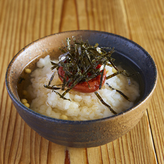 お茶漬け（梅・鮭・昆布）