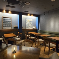 グリーンが演出する癒し空間でゆったりお食事を♪