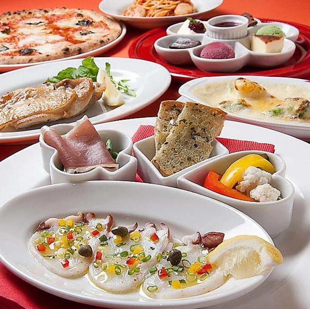 前菜からデザートまで盛り沢山で楽しめる各種パーティープランあります。　