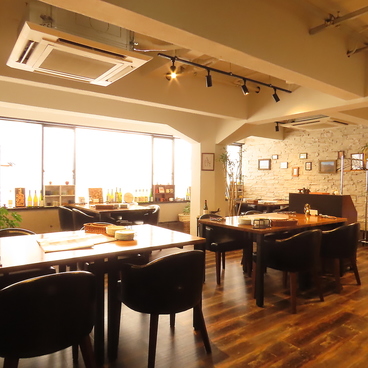 Cave du Village カーヴ ドゥ ヴィラージュの雰囲気1