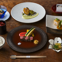 ヒルトン広島 日本料理 泉水 のコース写真