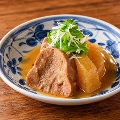 名物！とろける牛たんと大根の出汁煮込み