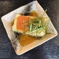 料理メニュー写真&nbsp;(6)いくらおろし/(19)たらこ揚げ出し豆腐