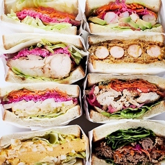 満足と健康を届ける特製サンド♪