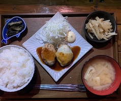 チーズハンバーグ定食