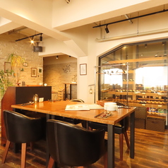 Cave du Village カーヴ ドゥ ヴィラージュの雰囲気2